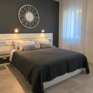 https://apt-greenway.hotelinveneto.com